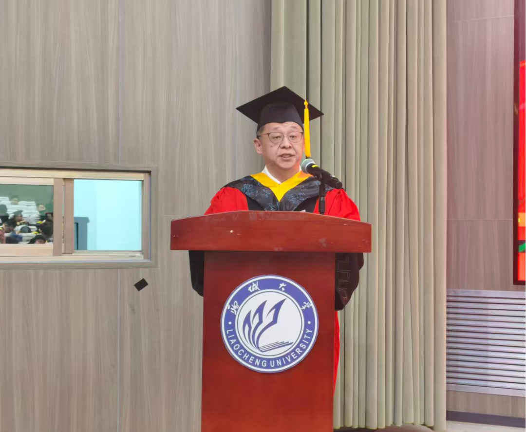 毕业典礼1.png
